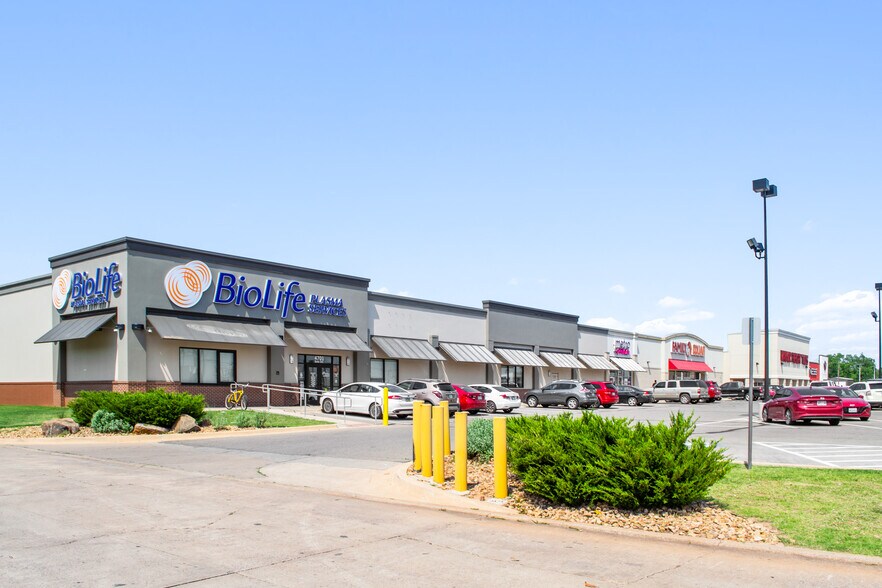 More Photos Of 4717 SE 15th St, Del City Storefront For Lease
