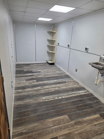 More Photos Of 2001 9th St, Bradenton Freestanding For Lease