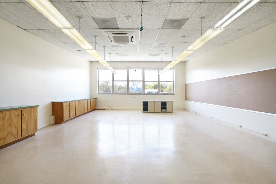 More Photos Of 117 Elm Ave, Takoma Park Schools For Sale
