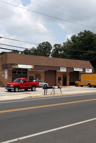 More Photos Of 5808-5812 Kirby Rd, Clinton Unknown For Lease