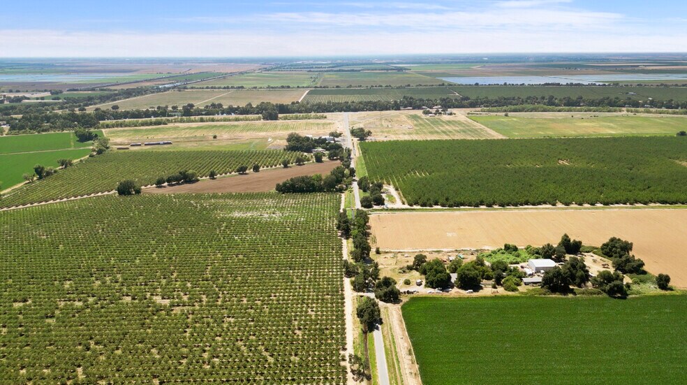 More Photos Of 7100 W Elkhorn Blvd, Sacramento Land For Sale