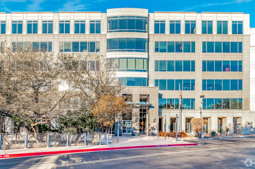 More Photos Of 2600 Via Fortuna, Austin Unknown For Lease