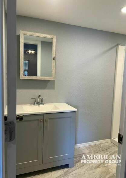 More Photos Of 2619 45th Ave W, Bradenton Apartments For Sale