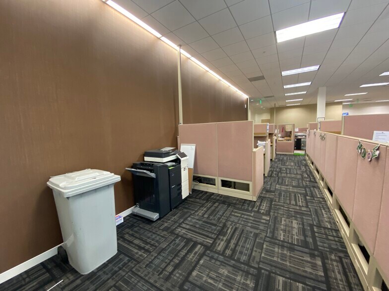 More Photos Of 2508 Verne Roberts Cir, Antioch Research And Development For Sale