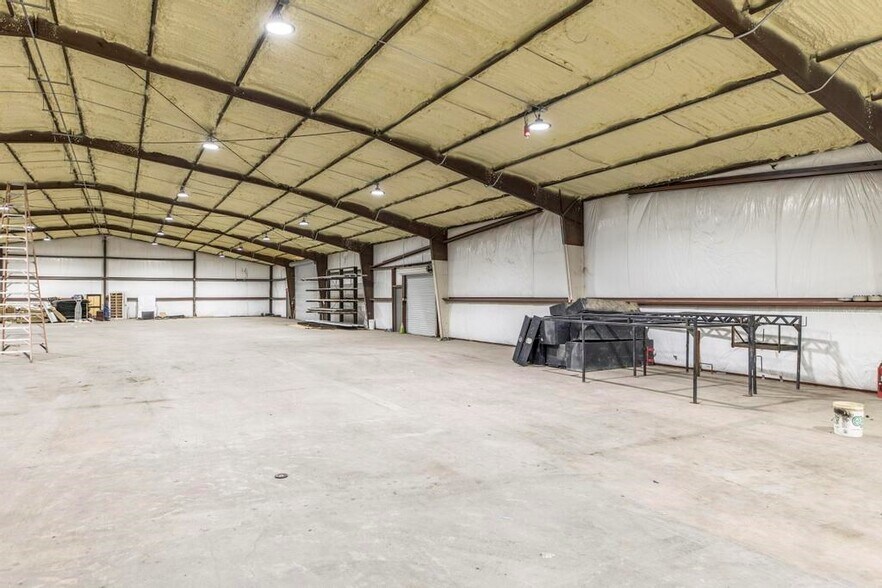 More Photos Of 530 Soperton Ave, Dublin Warehouse For Lease