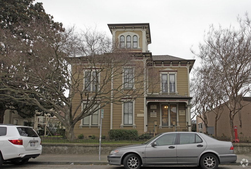 More Photos Of 833 Franklin St, Napa Office For Lease