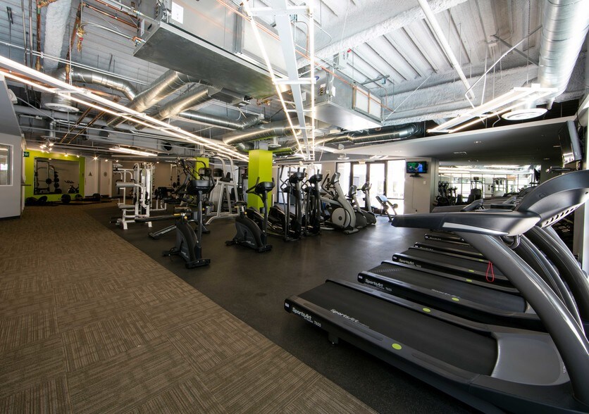 More Photos Of 135 S State College Blvd, Brea Office For Lease