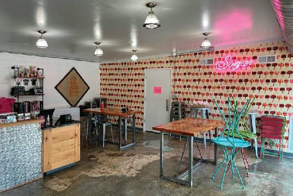 More Photos Of 1701 W 15th St, Houston Freestanding For Sale