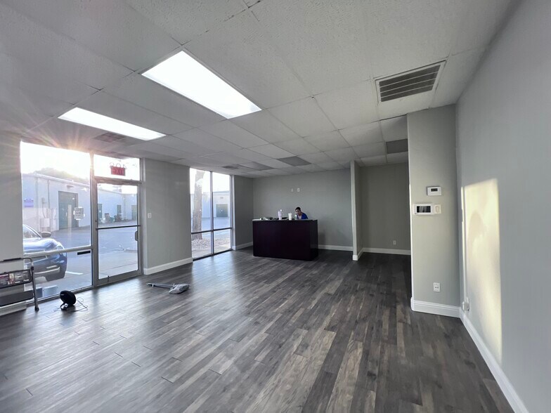 More Photos Of 1702 S State Highway 121, Lewisville Self Storage For Lease