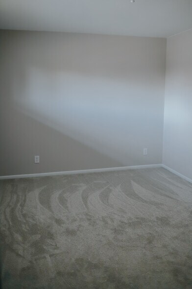 More Photos Of 419 W Main, Du Quoin Multifamily For Sale