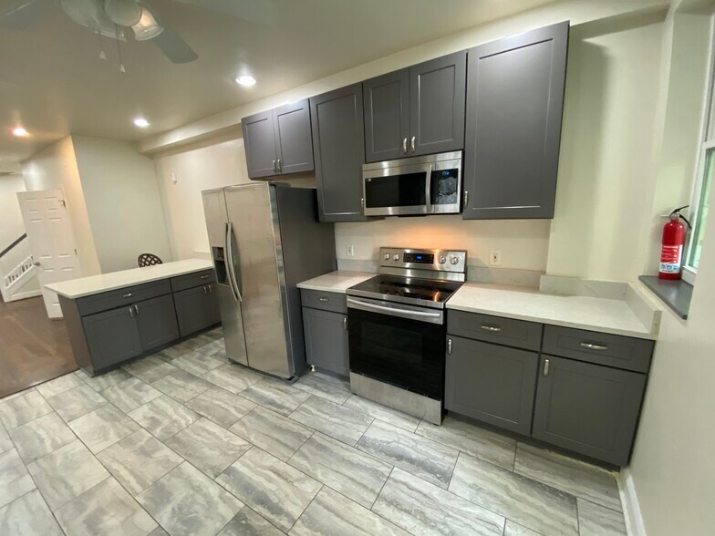 More Photos Of 75 New York Avenue NW, Washington Multifamily For Sale
