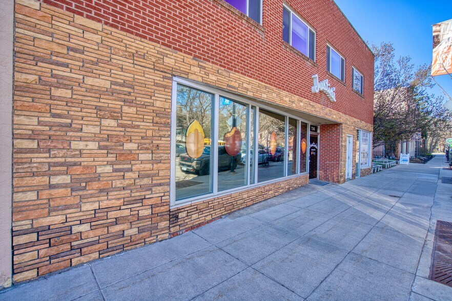 More Photos Of 736 Pearl St, Boulder Office For Lease