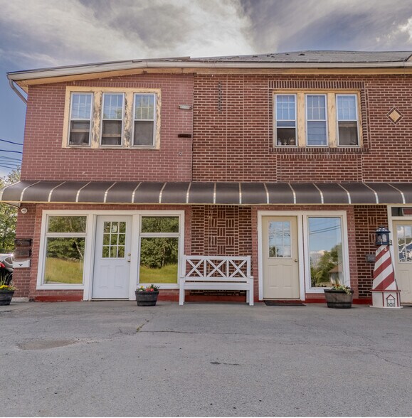 Primary Photo Of 188 Lake St, Liberty Freestanding For Lease