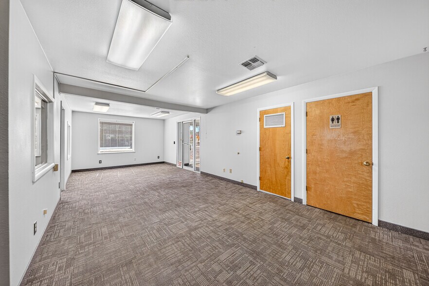 More Photos Of 618 Idaho St, Elko Office For Lease