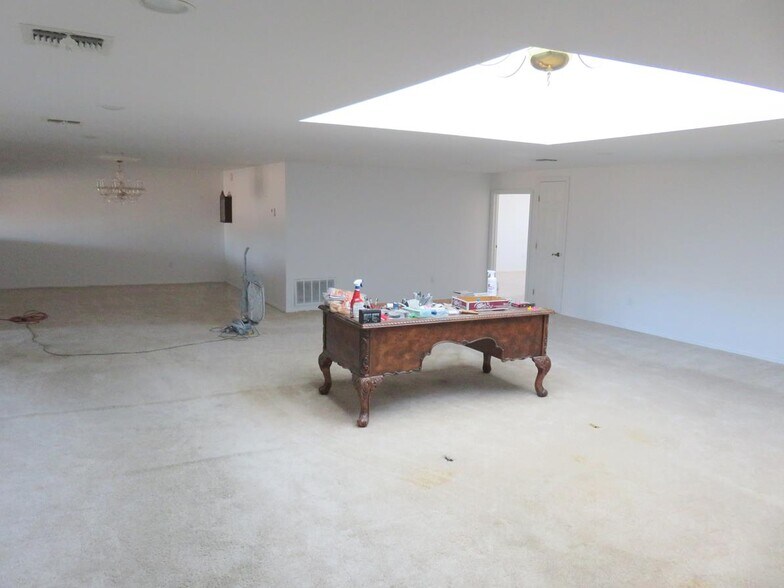 More Photos Of 101 Park Place Cir, Cresson Storefront Retail Office For Sale