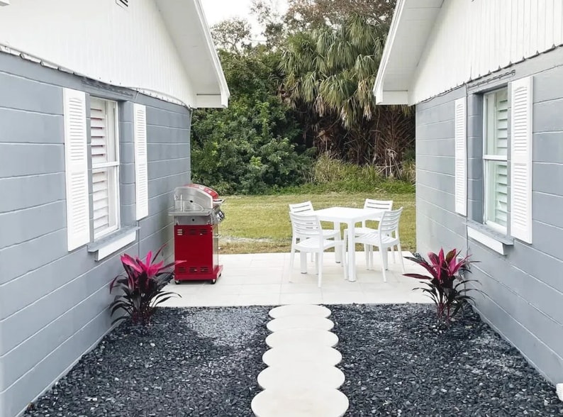 More Photos Of 22968 Bayshore Rd, Port Charlotte Hospitality For Sale