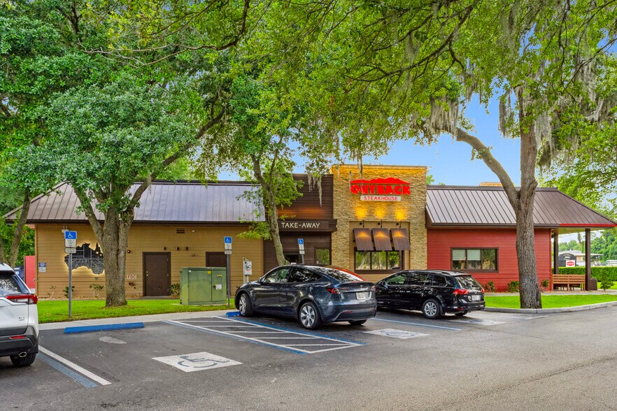 More Photos Of 2225 W Highway 44, Inverness Restaurant For Sale