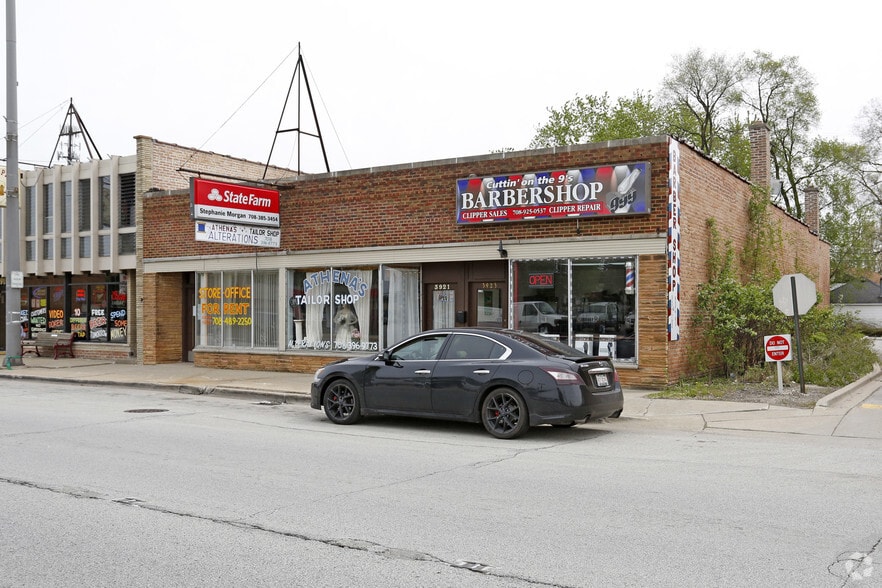 Primary Photo Of 3919-3923 W 147th St, Midlothian General Retail For Sale