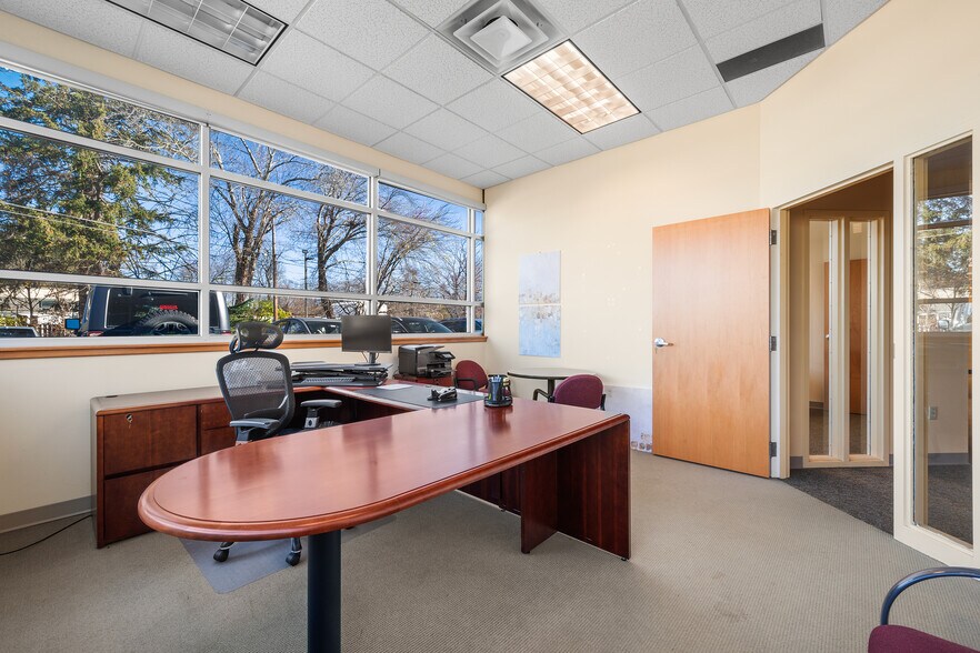 More Photos Of 38 Plains Rd, Essex Light Manufacturing For Lease