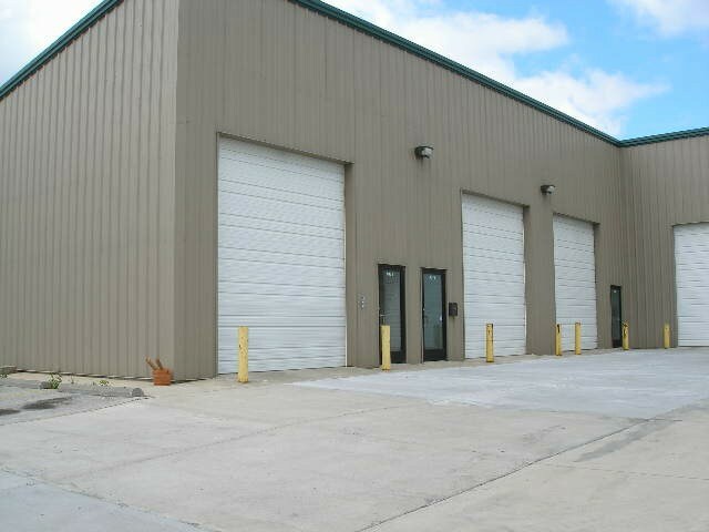 More Photos Of 1371-1381 Charlestown Industrial Dr, Saint Charles Warehouse For Lease