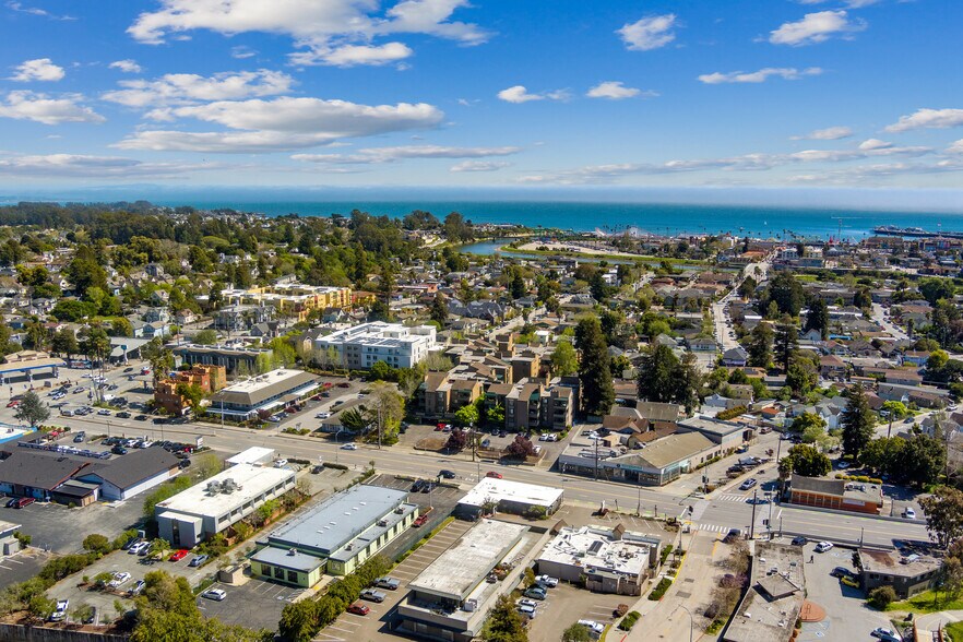 More Photos Of 111 Dakota Ave, Santa Cruz Medical For Sale