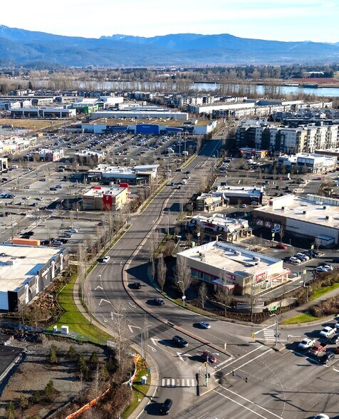 More Photos Of 879 Sherling Pl, Port Coquitlam Fast Food For Lease