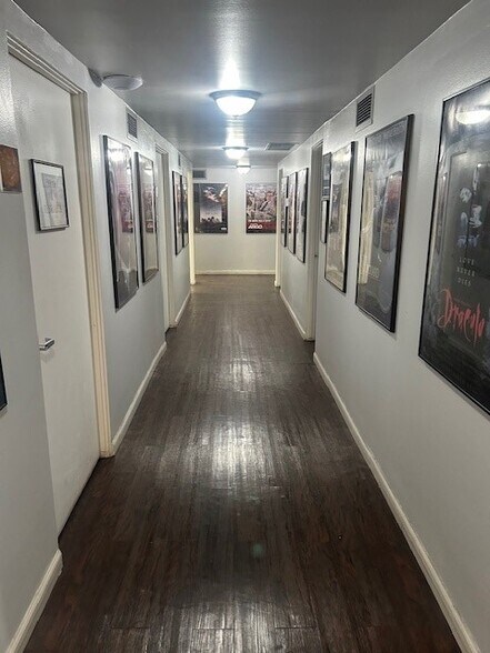More Photos Of 12424 Gladstone Ave, Sylmar Manufacturing For Lease