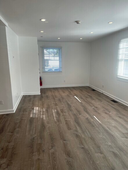 More Photos Of 201 Montauk Hwy, Westhampton Beach Office For Lease