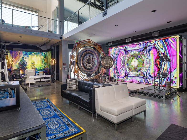 More Photos Of 130 Penn St, El Segundo Loft Creative Space For Sale