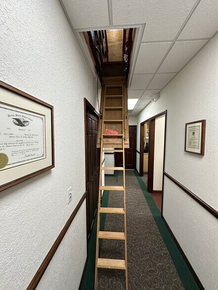 More Photos Of 107 E Church St, Deland Loft Creative Space For Sale