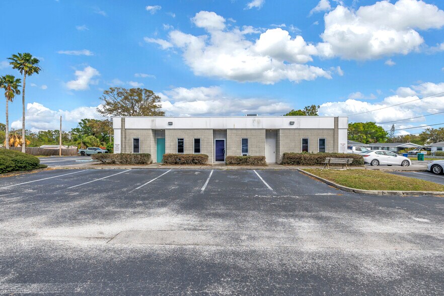 More Photos Of 9911 Seminole Blvd, Seminole Medical For Lease