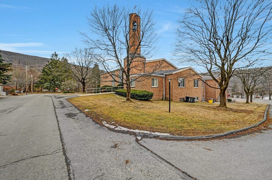 More Photos Of 105 Church St, South Abington Religious Facility For Sale
