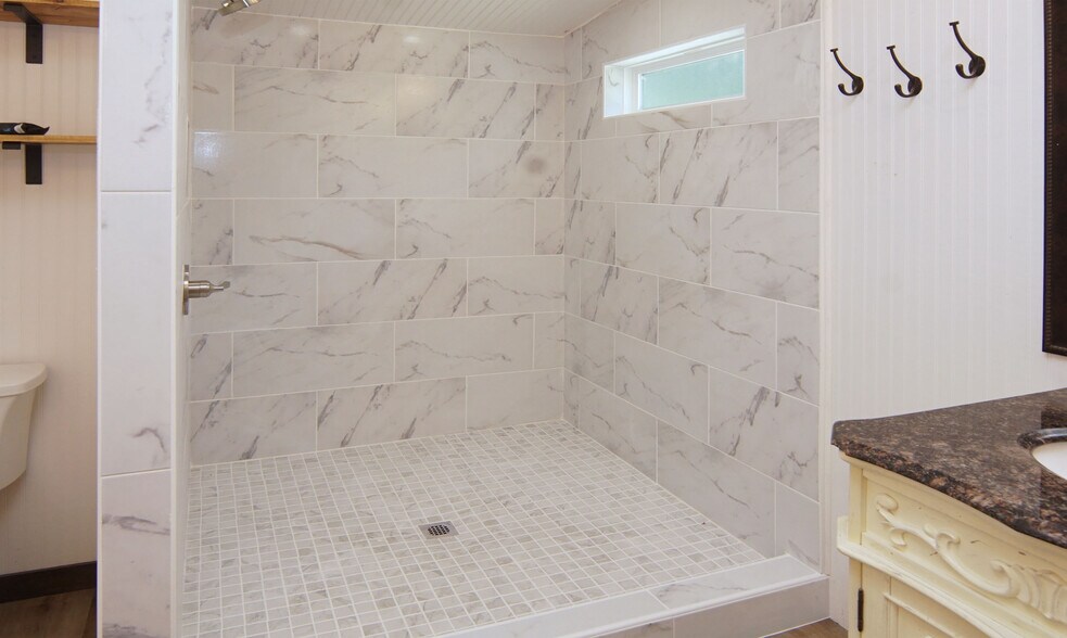 More Photos Of 4262 Burleson Retta Rd, Burleson Flex For Sale