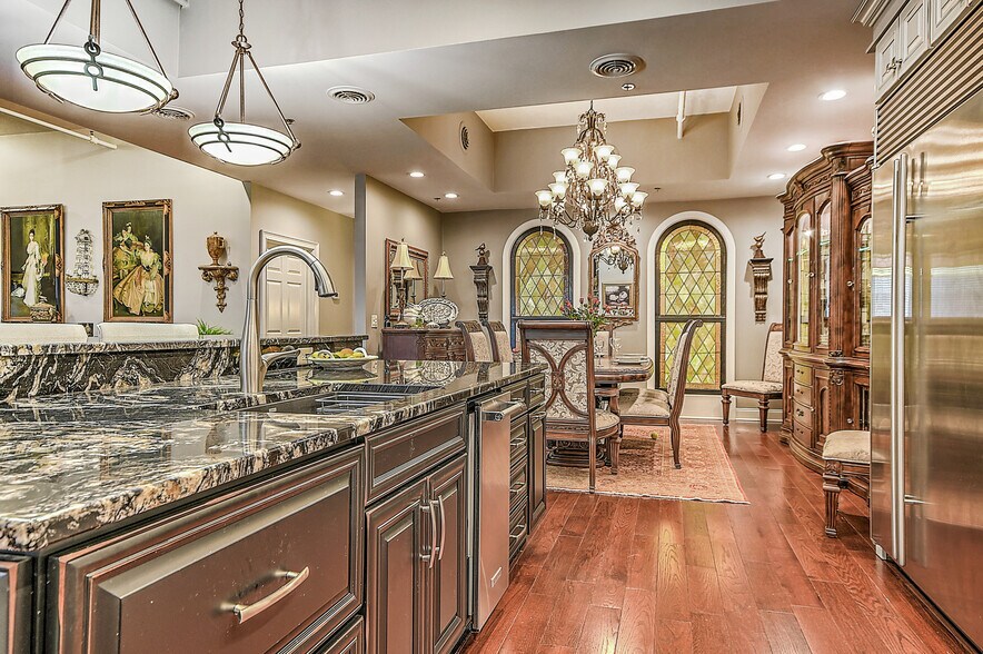More Photos Of 220 Broad St, Kingsport Flex For Sale