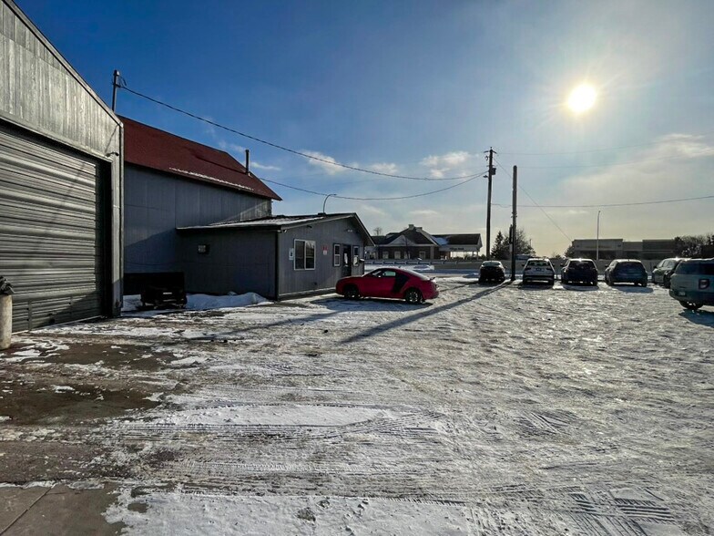 More Photos Of 7105 Highway 10 NW, Ramsey General Retail For Sale