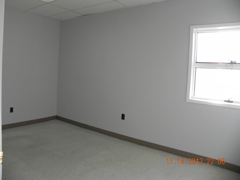 More Photos Of 66 Concord St, North Reading Light Distribution For Lease