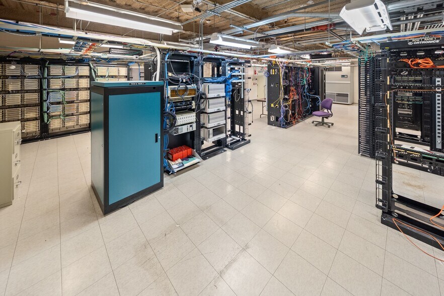 More Photos Of 231 East Ave, Albion Town Orleans Office For Lease