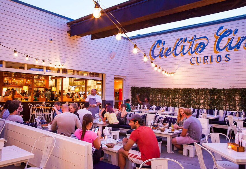 More Photos Of 969-973 Marietta St NW, Atlanta Storefront For Lease