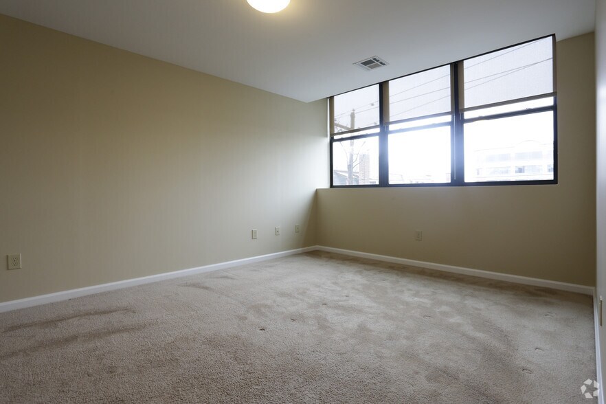 More Photos Of 528 N New St, Bethlehem Apartments For Sale