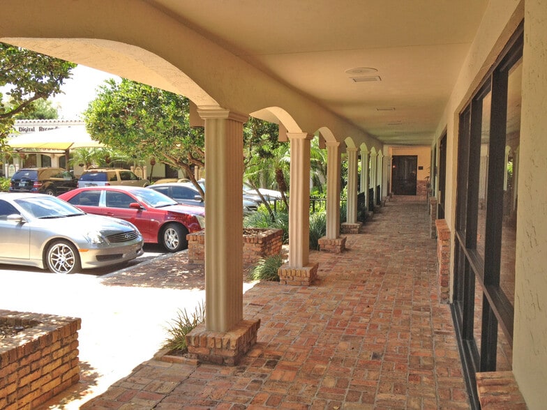 More Photos Of 1350 NE 56th St, Fort Lauderdale Office For Lease