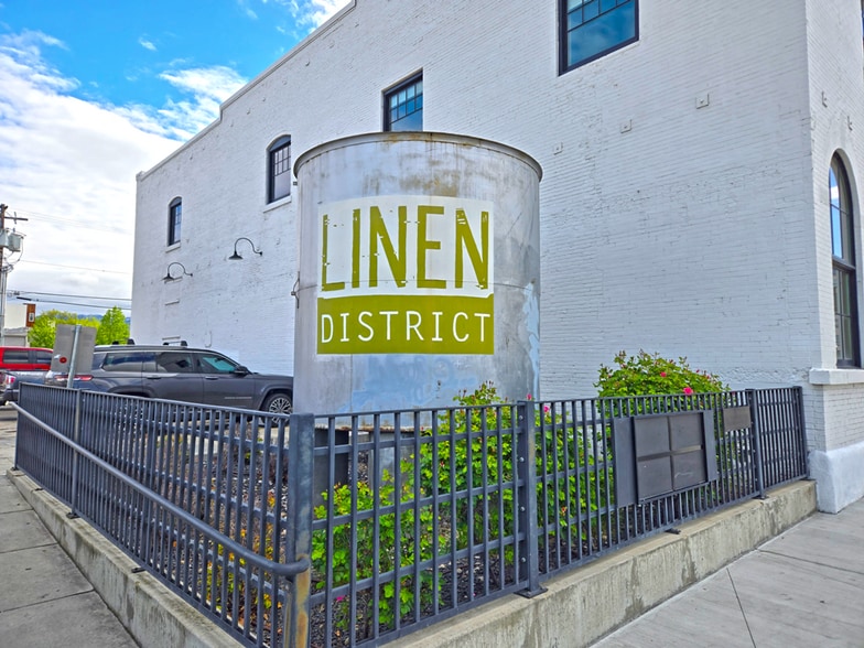 More Photos Of 1402 W Grove St, Boise General Retail For Lease