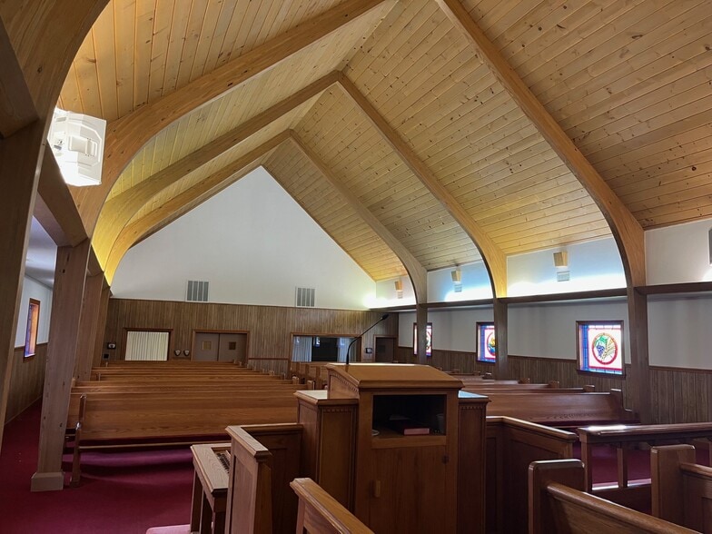 More Photos Of 10164 E Gretna Rd, Gretna Religious Facility For Sale