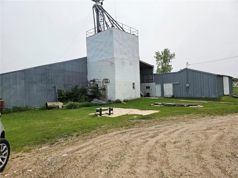 More Photos Of 2401 Highway 12 E, Willmar Industrial For Sale