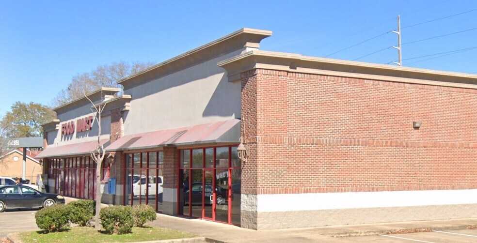 More Photos Of 755-763 Air Base Blvd, Montgomery Service Station For Lease
