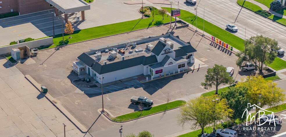 More Photos Of 1505 E Kansas Ave, Garden City Restaurant For Sale