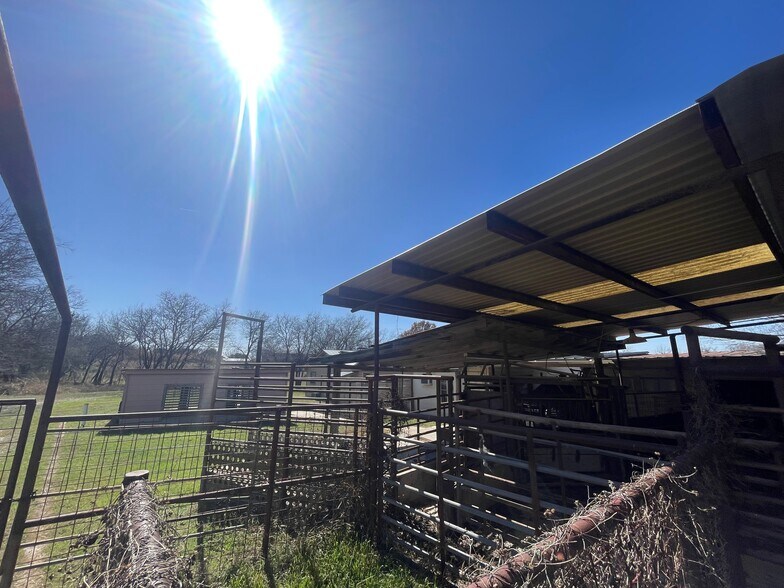 More Photos Of 1312 N US Highway 281, Lampasas Healthcare For Sale