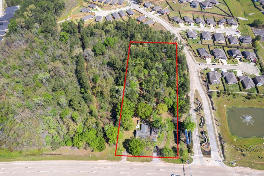 More Photos Of 6020 W Davis St, Conroe Land For Sale