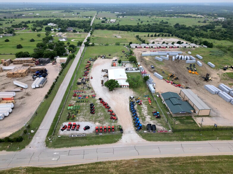 More Photos Of 3456 S Burleson Blvd, Alvarado Freestanding For Sale