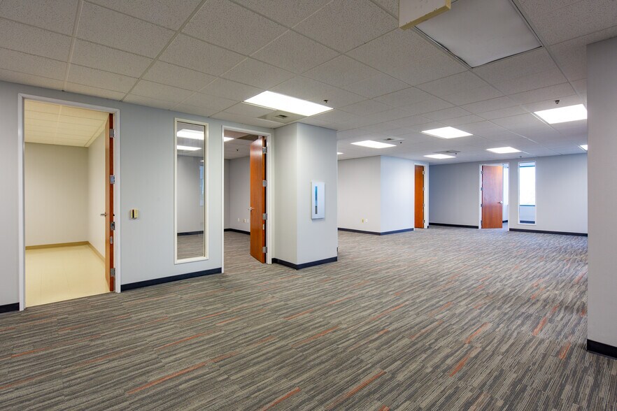 More Photos Of 2180 Harvard St, Sacramento Office For Lease