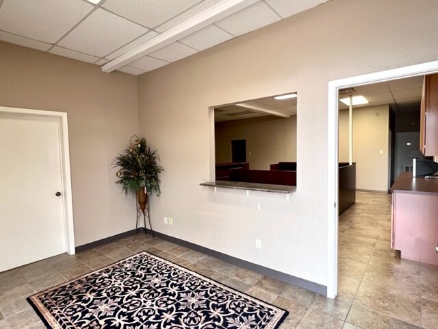 More Photos Of 3512 Avenue I, Rosenberg Office For Lease